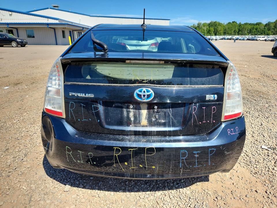 Photo 6 from auction – 2011 TOYOTA PRIUS with VIN JTDKN3DU9B1477029