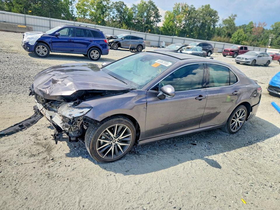 Photo 1 from auction – 2024 TOYOTA CAMRY with VIN 4T1FZ1AK4RU094875