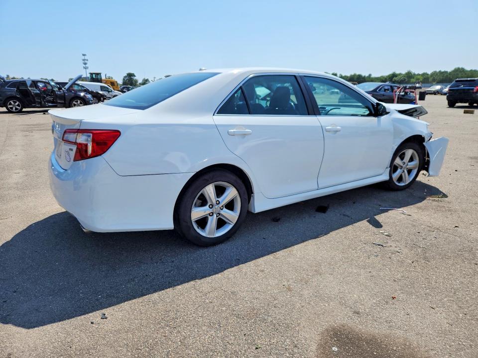 Photo 3 from auction – 2012 TOYOTA CAMRY with VIN 4T1BF1FKXCU151507