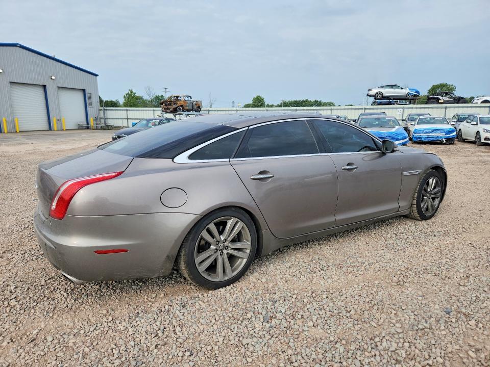 Photo 3 from auction – 2011 JAGUAR XJL with VIN SAJWA2GB4BLV17136