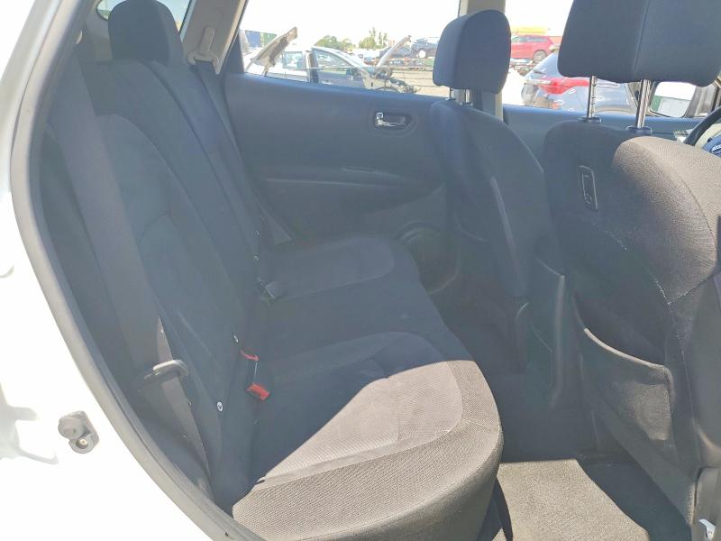 Photo 11 from auction – 2013 NISSAN ROGUE with VIN JN8AS5MV8DW608129