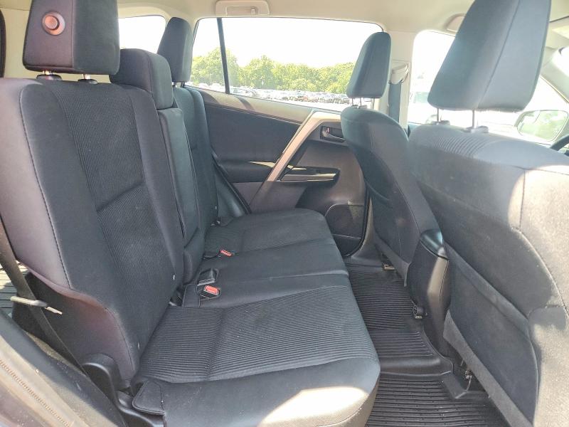 Photo 11 from auction – 2017 TOYOTA RAV4 with VIN 2T3BFREV9HW579013
