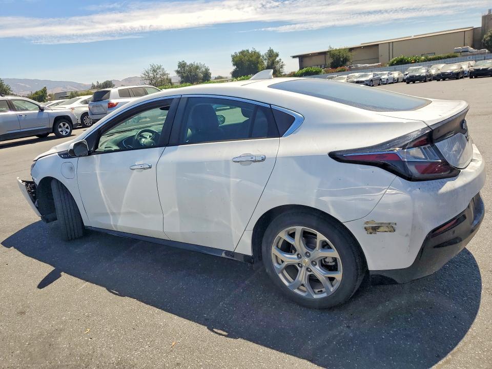 Photo 2 from auction – 2018 CHEVROLET VOLT with VIN 1G1RD6S56JU106592