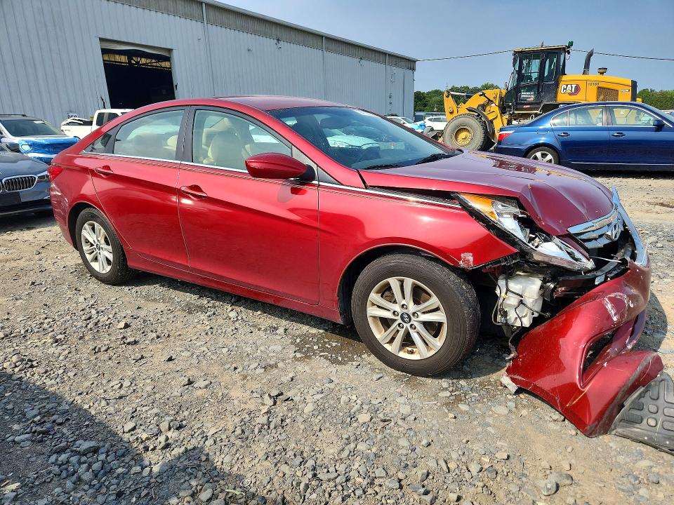 Снимка 4 от търг – 2013 HYUNDAI SONATA с VIN 5NPEB4AC4DH532554