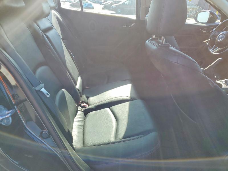 Photo 10 from auction – 2015 MAZDA 3 with VIN JM1BM1L36F1227415