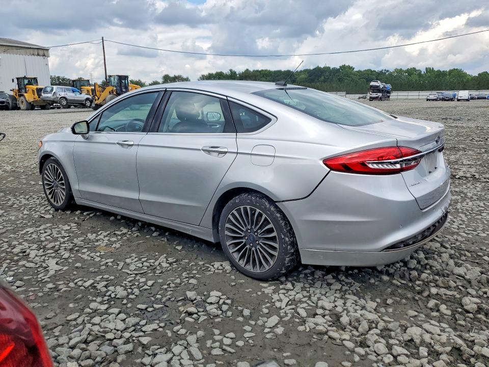 Photo 2 from auction – 2017 FORD FUSION with VIN 3FA6P0HD2HR169712