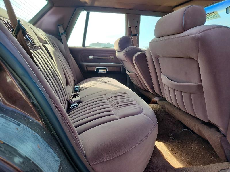 Photo 10 from auction – 1990 FORD CROWN VICTORIA with VIN 2FACP74F1LX162103
