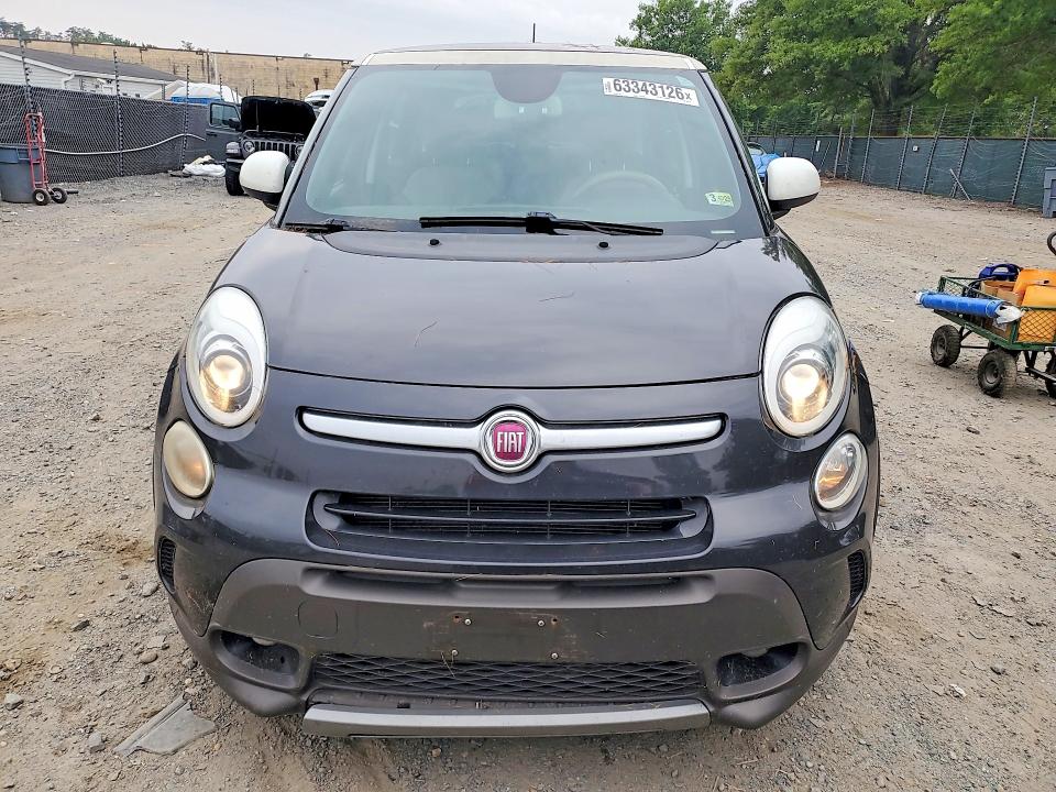 Photo 5 from auction – 2015 FIAT 500L with VIN ZFBCFADH3FZ035706