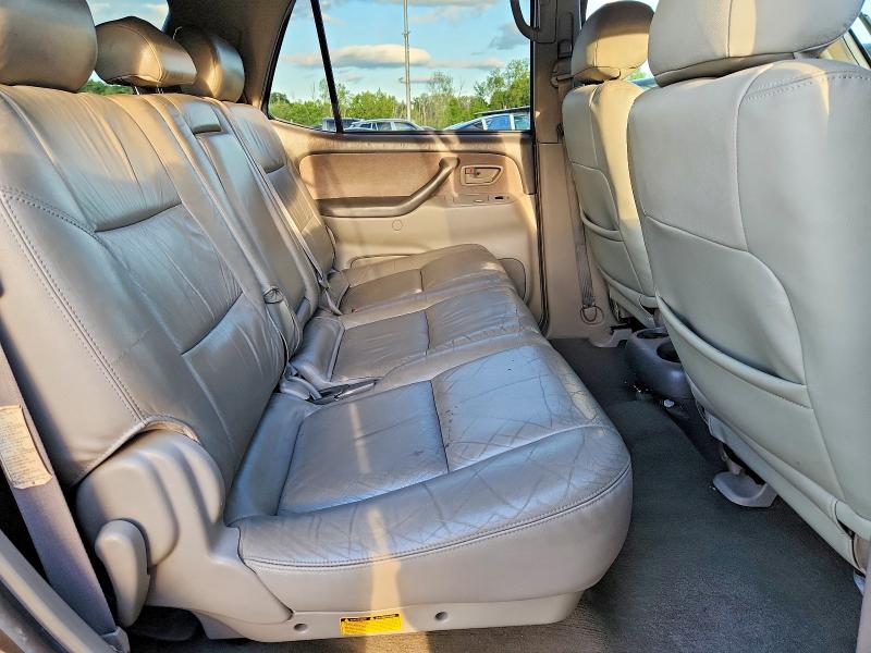 Photo 10 from auction – 2003 TOYOTA SEQUOIA with VIN 5TDBT44A73S180945