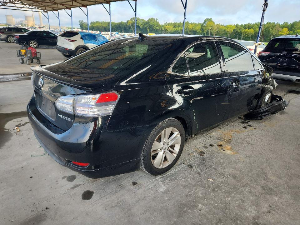 Photo 3 from auction – 2010 LEXUS HS with VIN JTHBB1BA3A2014767