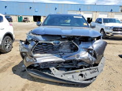 Zdjęcie 5 z aukcji – 2021 TOYOTA HIGHLANDER z VIN 5TDEBRCH0MS049059