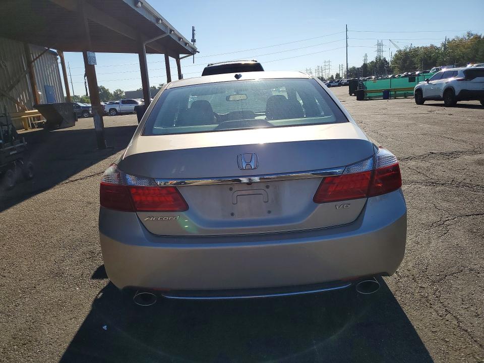 Photo 6 from auction – 2013 HONDA ACCORD with VIN 1HGCR3F87DA040725