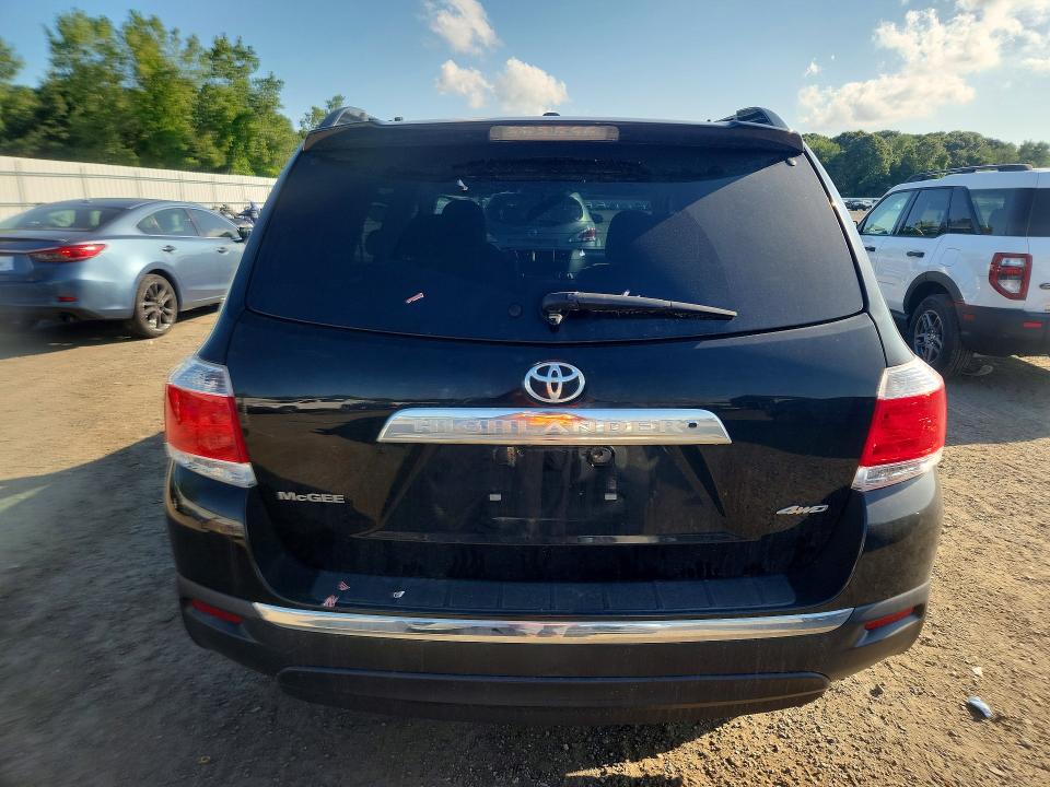 Photo 6 from auction – 2012 TOYOTA HIGHLANDER with VIN 5TDBK3EH6CS102472