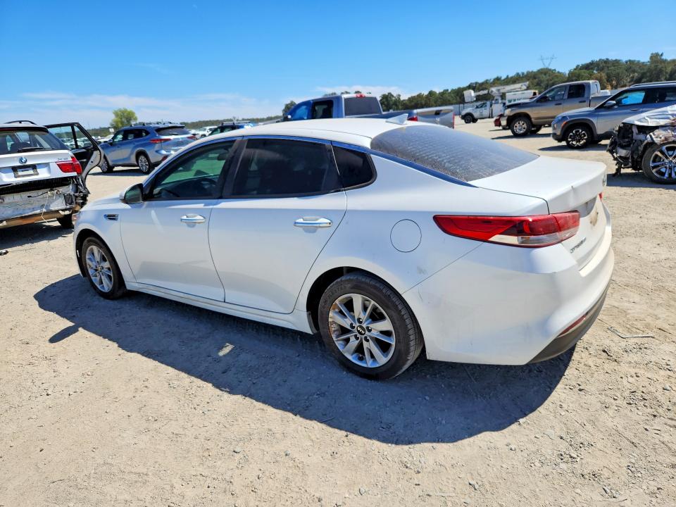 Photo 2 from auction – 2016 KIA OPTIMA with VIN KNAGT4L34G5101006