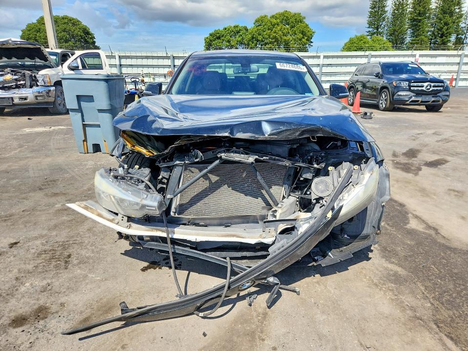 Photo 5 from auction – 2015 BMW 328 with VIN WBA3B5C54FF961103
