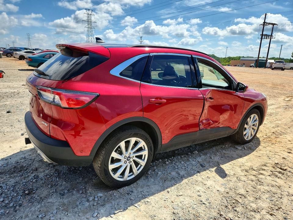 Photo 3 from auction – 2021 FORD ESCAPE with VIN 1FMCU9J94MUA03335