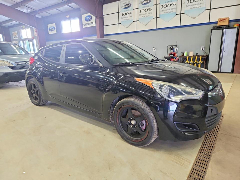 Photo 4 from auction – 2013 HYUNDAI VELOSTER with VIN KMHTC6AD9DU162339