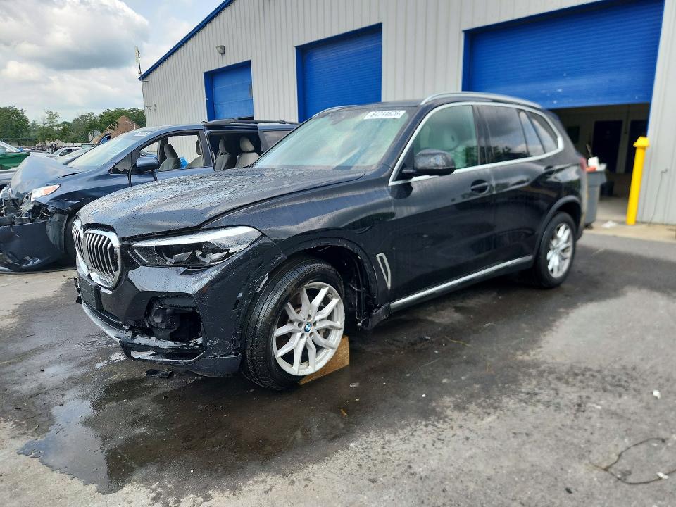 BMW X5 2023 with VIN 5UXCR6C0XP9R85901 - Photo from auction