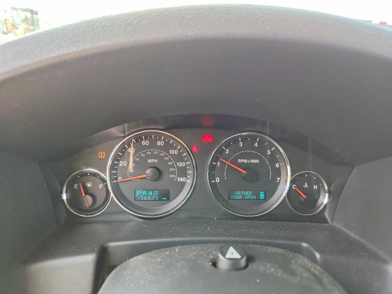 Photo 9 from auction – 2007 JEEP COMMANDER with VIN 1J8HG48K67C604522