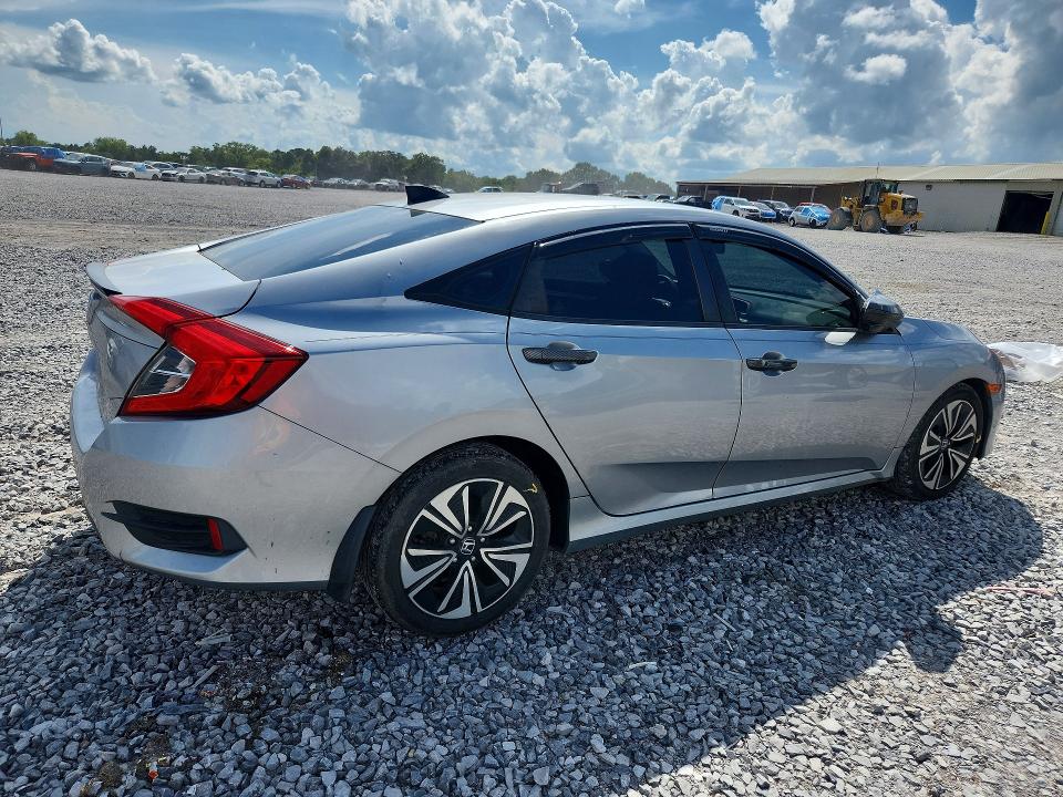 Photo 3 from auction – 2016 HONDA CIVIC with VIN 19XFC1F36GE016570