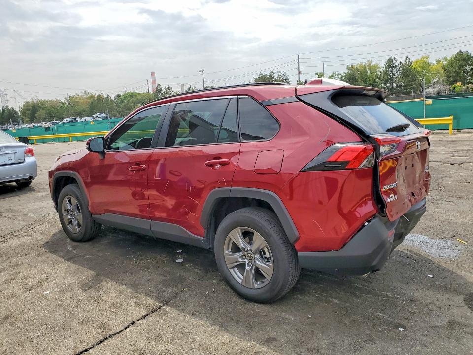 Photo 2 from auction – 2024 TOYOTA RAV4 with VIN 2T3P1RFV1RW485700