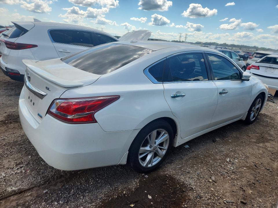 Photo 3 from auction – 2013 NISSAN ALTIMA with VIN 1N4AL3AP9DC170263