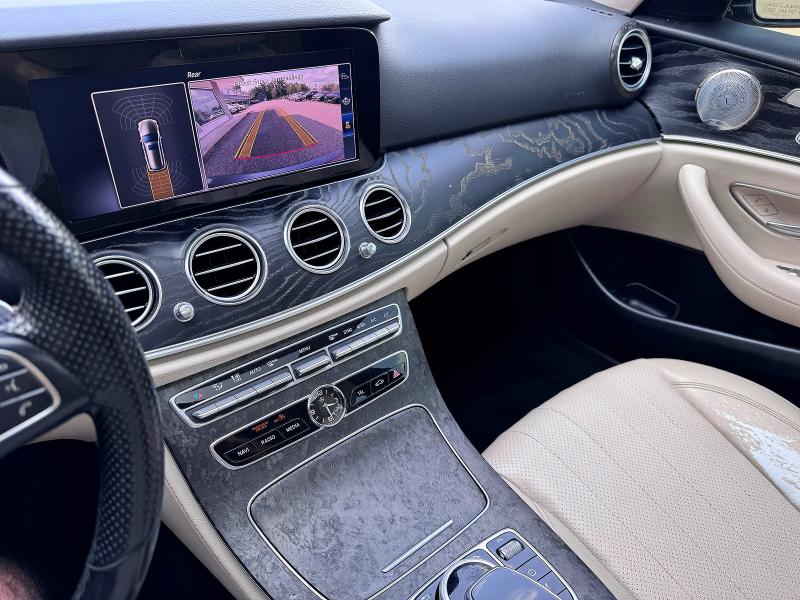 Photo 10 from auction – 2017 MERCEDES-BENZ E with VIN WDDZH6GB9HA239374