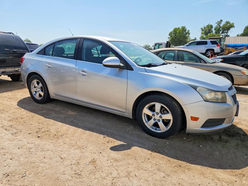 Photo 4 from auction – 2013 CHEVROLET CRUZE with VIN 1G1PC5SB0D7209908