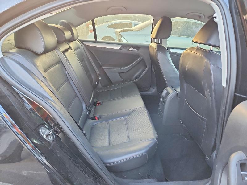 Photo 10 from auction – 2013 VOLKSWAGEN JETTA with VIN 3VWDP7AJ2DM239028