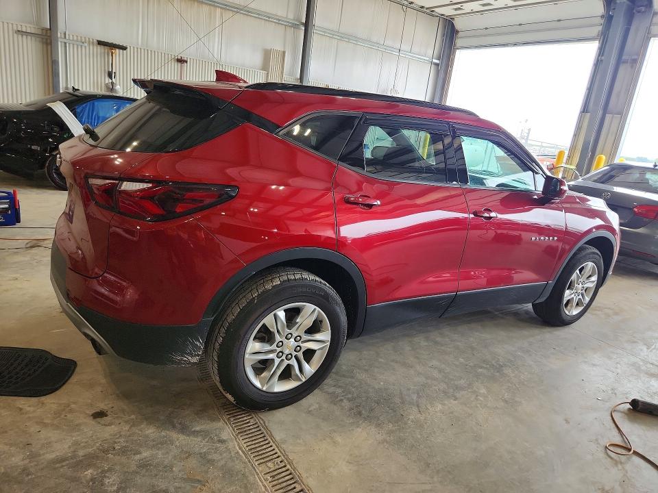 Photo 3 from auction – 2019 CHEVROLET BLAZER with VIN 3GNKBBRAXKS668031