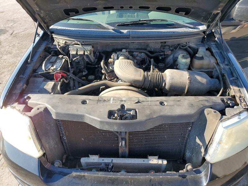 Photo 11 from auction – 2005 FORD F150 with VIN 1FTRX14W25FA83572