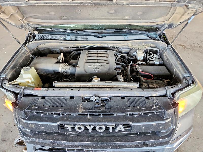 Photo 11 from auction – 2015 TOYOTA TUNDRA with VIN 5TFDW5F1XFX417834