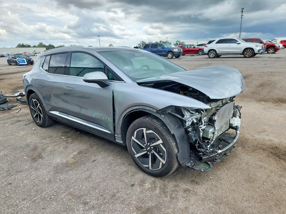 Photo 4 from auction – 2025 CHEVROLET EQUINOX with VIN 3GN7DLRP4SS178808