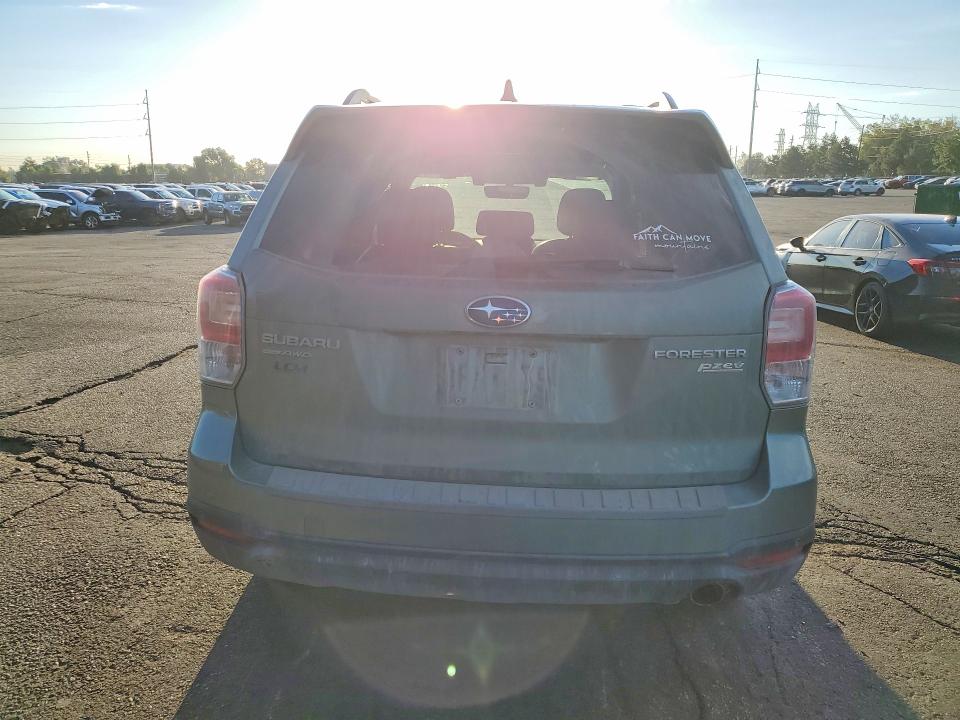 Zdjęcie 6 z aukcji – 2017 SUBARU FORESTER z VIN JF2SJARC1HH537239