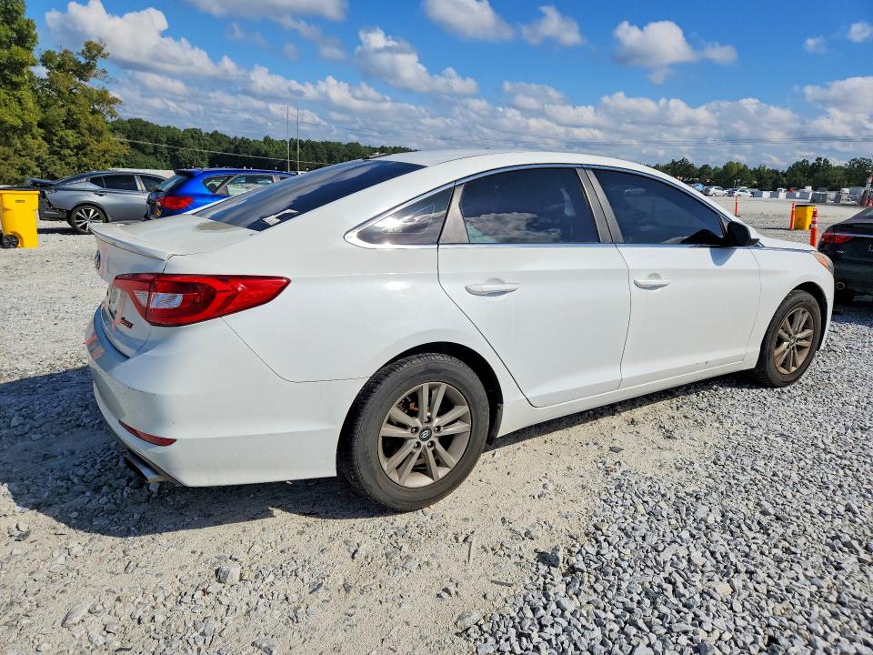 Photo 3 from auction – 2015 HYUNDAI SONATA with VIN 5NPE24AF9FH062034
