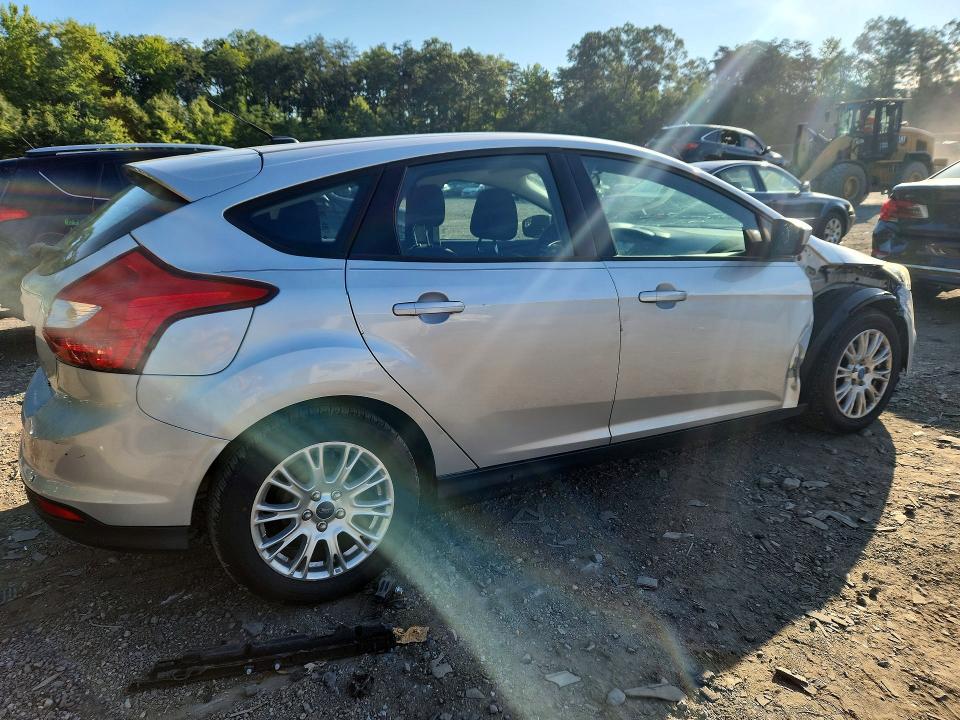 Photo 3 from auction – 2012 FORD FOCUS with VIN 1FAHP3K22CL186261