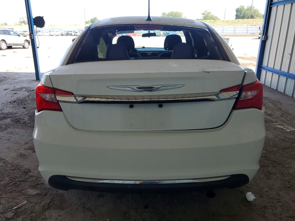 Photo 6 from auction – 2012 CHRYSLER 200 S with VIN 1C3CCBAB2CN291810