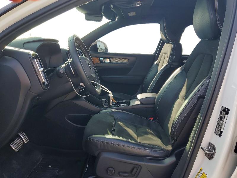 Photo 7 from auction – 2020 VOLVO XC40 with VIN YV4162UM5L2348409