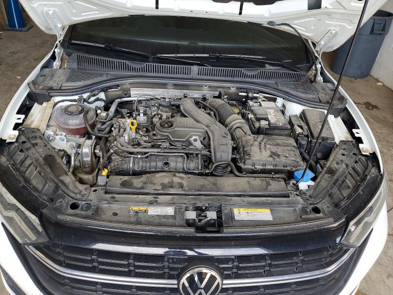 Photo 11 from auction – 2024 VOLKSWAGEN JETTA with VIN 3VWBM7BU5RM072633