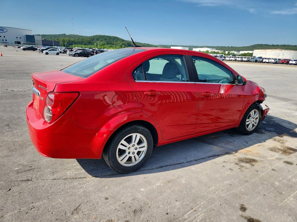 Zdjęcie 3 z aukcji – 2013 CHEVROLET SONIC z VIN 1G1JC5SB1D4157731