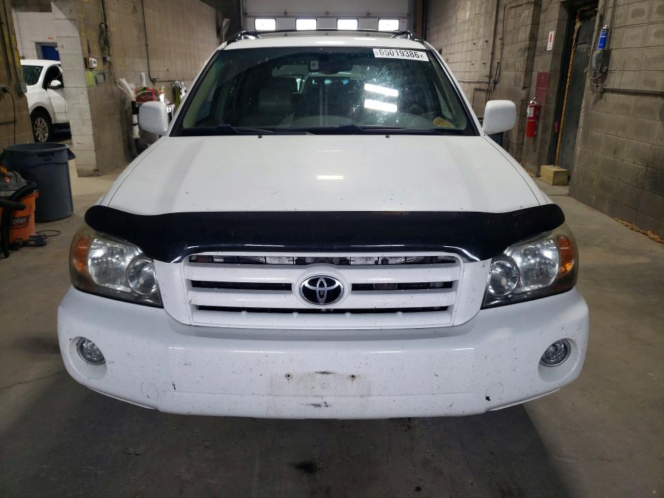 Photo 5 from auction – 2005 TOYOTA HIGHLANDER with VIN JTEDP21A650053045