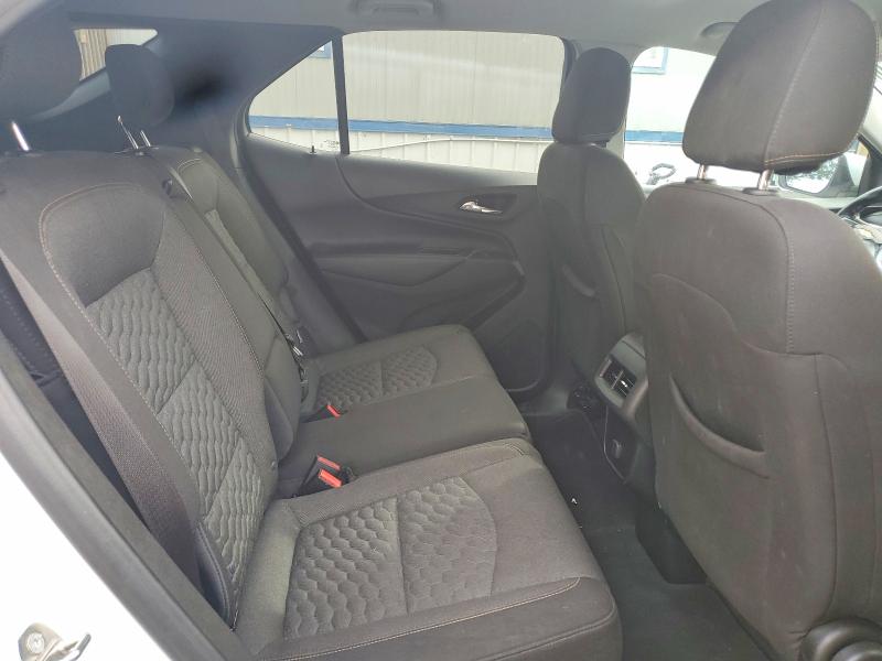 Photo 11 from auction – 2018 CHEVROLET EQUINOX with VIN 3GNAXJEV8JS644471