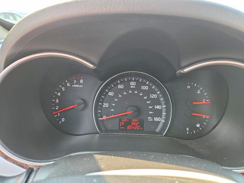 Photo 9 from auction – 2015 KIA SORENTO with VIN 5XYKTCA62FG638810