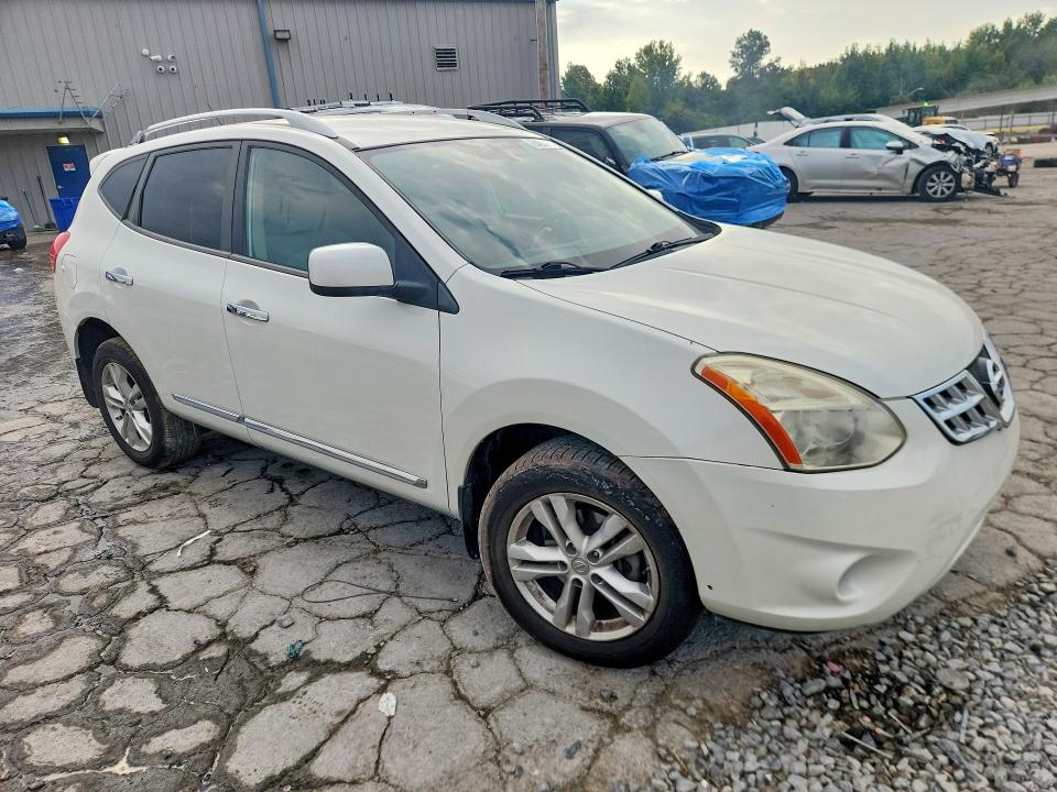 Photo 4 from auction – 2012 NISSAN ROGUE with VIN JN8AS5MT5CW302311