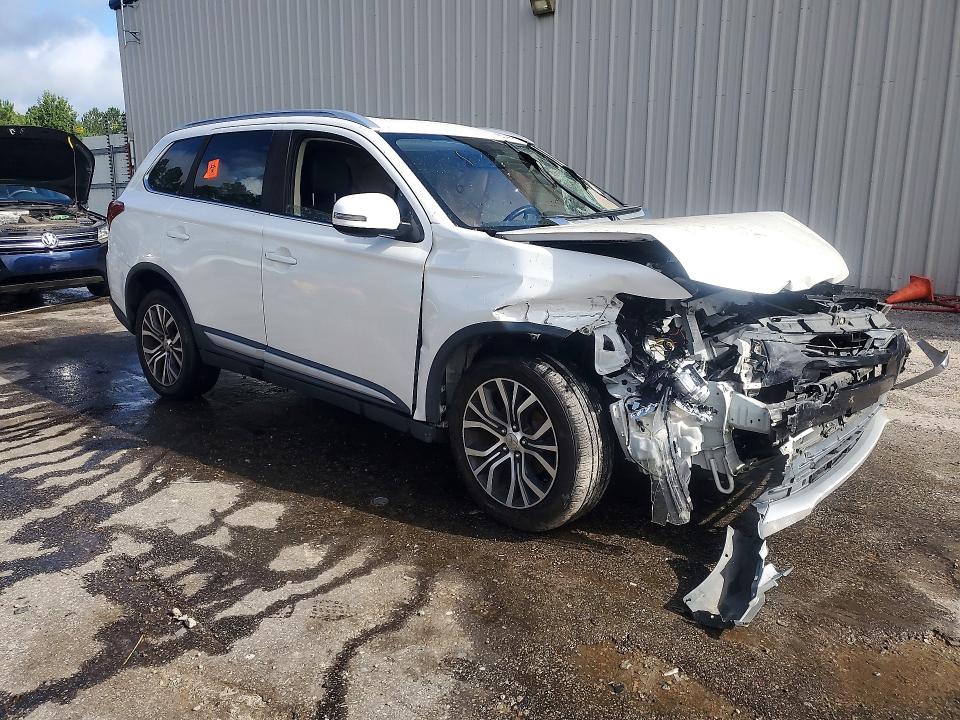Photo 4 from auction – 2017 MITSUBISHI OUTLANDER with VIN JA4AD3A36HZ057436