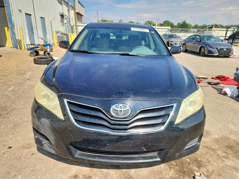 Снимка 5 от търг – 2011 TOYOTA CAMRY с VIN 4T1BF3EK1BU120903