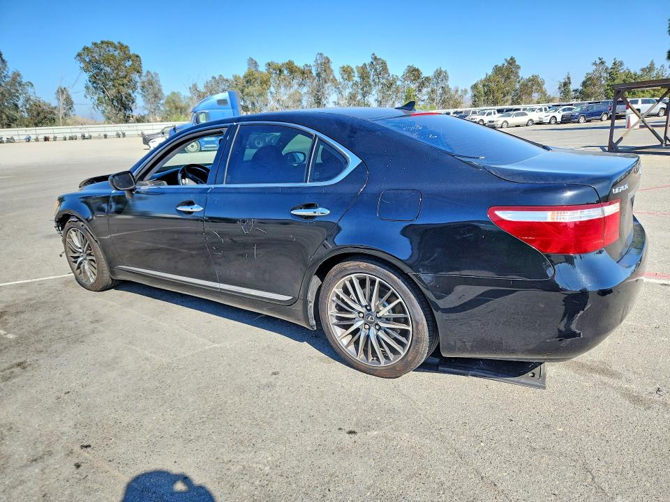 Photo 2 from auction – 2007 LEXUS LS with VIN JTHBL46F275022483