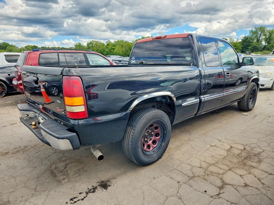 Photo 3 from auction – 2002 GMC NEW SIERRA with VIN 2GTEC19V021274730