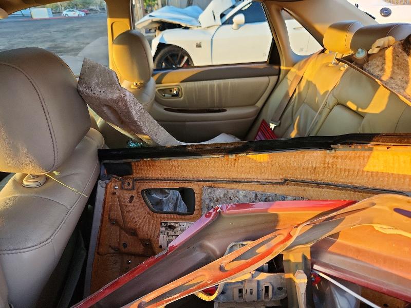 Photo 10 from auction – 2000 TOYOTA AVALON with VIN 4T1BF28B3YU075462