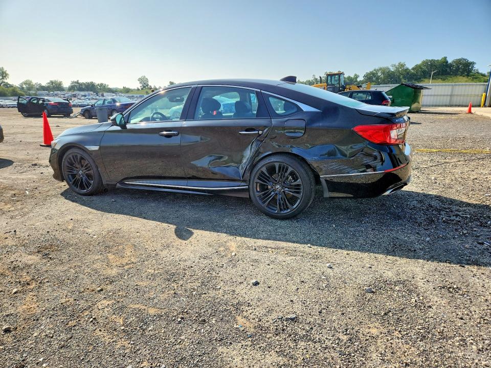 Photo 2 from auction – 2022 HONDA ACCORD with VIN 1HGCV2F91NA005324